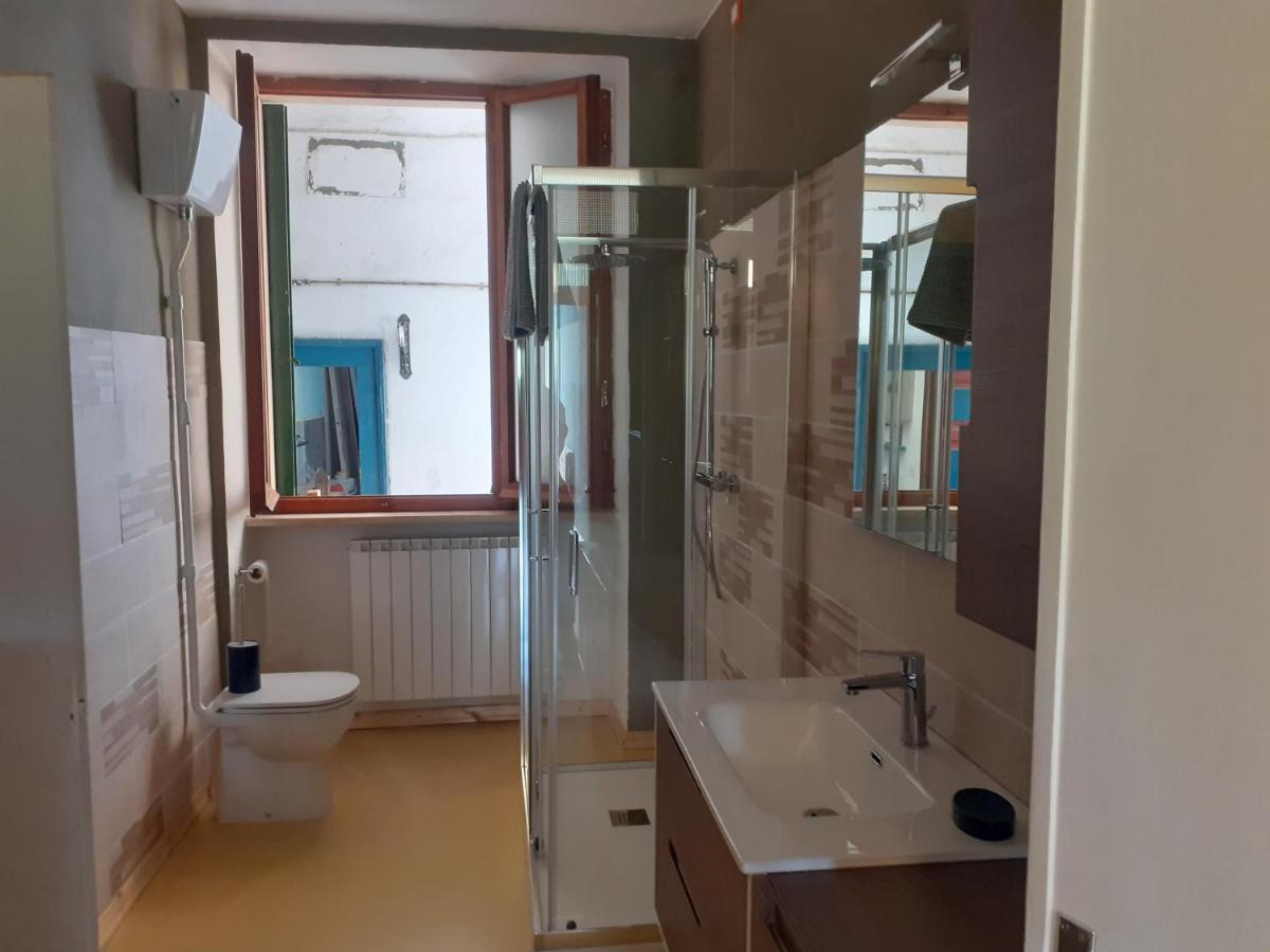 Tuscany, Pontremoli, Italy Swallows Court Lovely Home Sleeps 2 To 4 People Extérieur photo