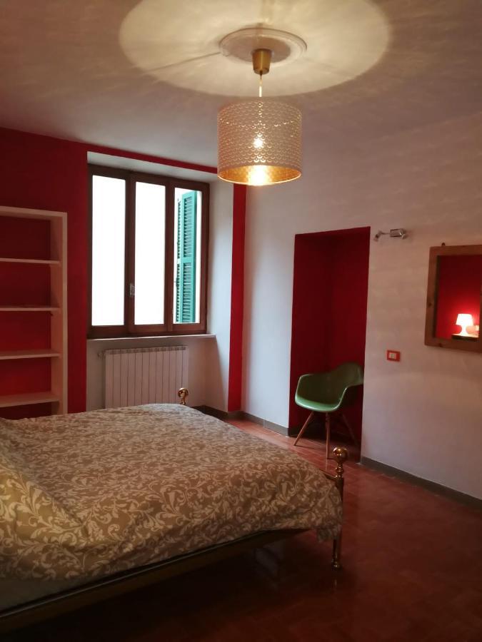 Tuscany, Pontremoli, Italy Swallows Court Lovely Home Sleeps 2 To 4 People Extérieur photo