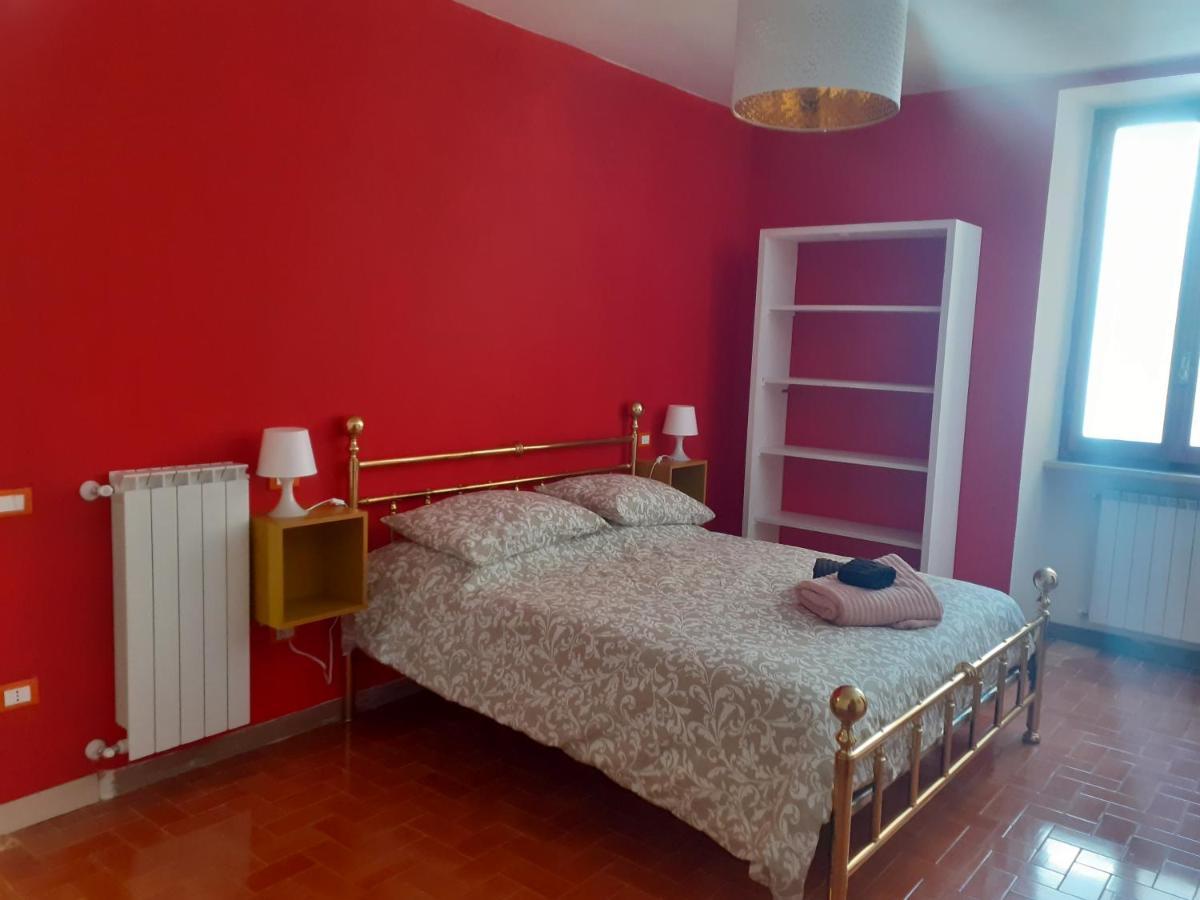 Tuscany, Pontremoli, Italy Swallows Court Lovely Home Sleeps 2 To 4 People Extérieur photo