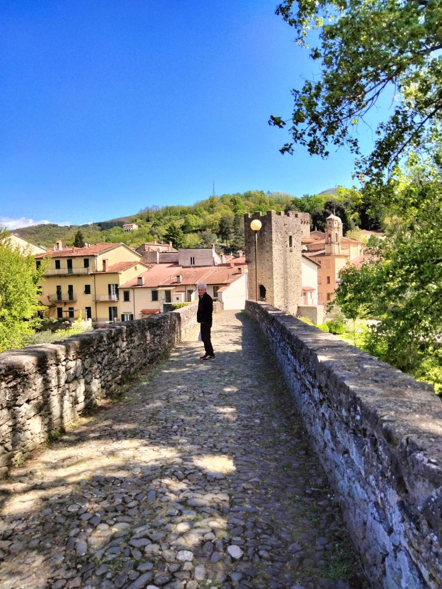 Tuscany, Pontremoli, Italy Swallows Court Lovely Home Sleeps 2 To 4 People Extérieur photo